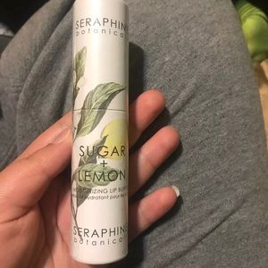 Moisturizing Lip Buffer